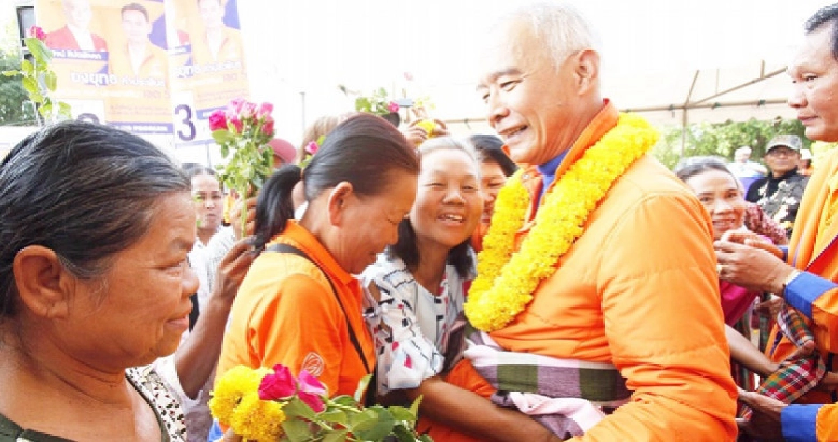"สุวัจน์"ปลื้มปราศรัยใหญ่โคราชคนร่วมกว่า 3 หมื่น "สุวัจน์"ปลื้มปราศรัยใหญ่โคราชคนร่วมกว่า 3 หมื่น