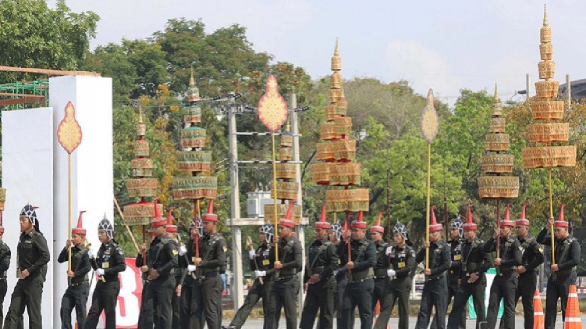 จัดซ้อมริ้วขบวนพยุหยาตราสถลมารค 1, 2 พิธีบรมราชาภิเษก จัดซ้อมริ้วขบวนพยุหยาตราสถลมารค 1, 2 พิธีบรมราชาภิเษก