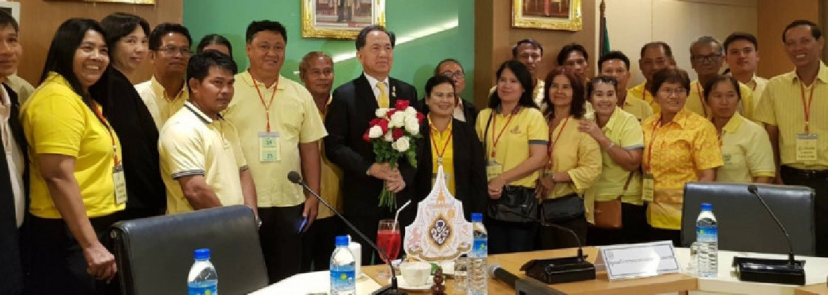 รัฐมนตรีเกษตรฯ ชี้มาตรการรักษาเสถียรภาพราคาไข่ไก่ได้ผล รัฐมนตรีเกษตรฯ ชี้มาตรการรักษาเสถียรภาพราคาไข่ไก่ได้ผล