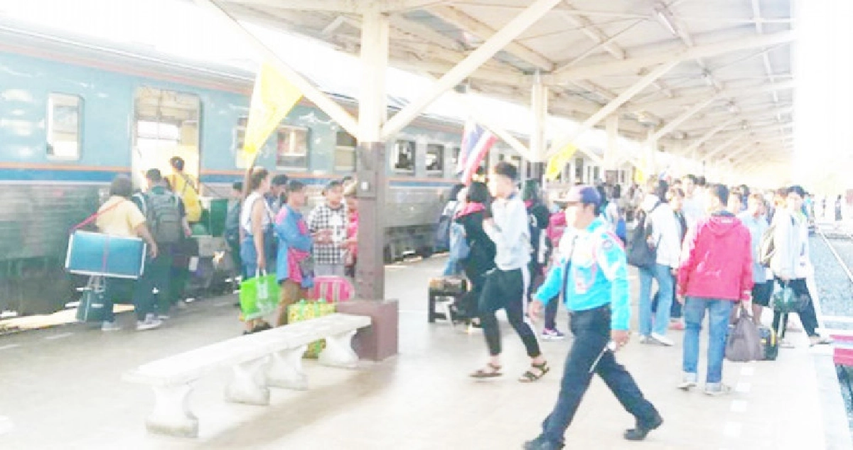 เสริมรถไฟพิเศษ 4 ขบวนกรุงเทพ-พิษณุโลก-ศิลาอาสน์ เสริมรถไฟพิเศษ 4 ขบวนกรุงเทพ-พิษณุโลก-ศิลาอาสน์