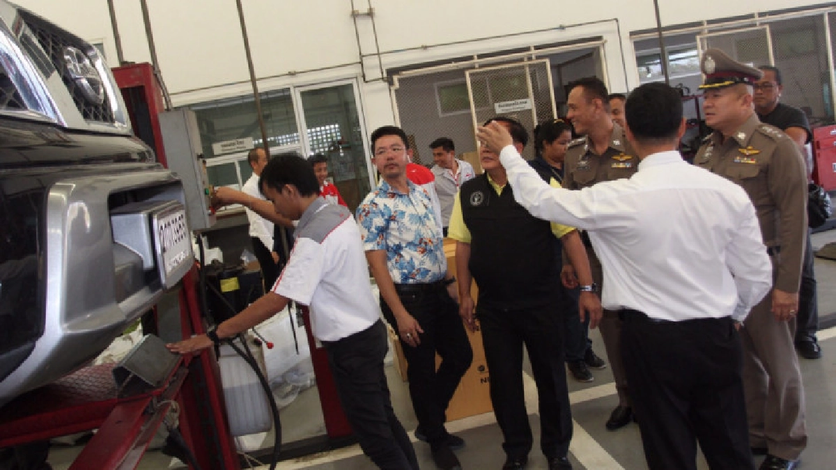 เช็กสภาพรถฟรีก่อนเดินทางช่วงสงกรานต์