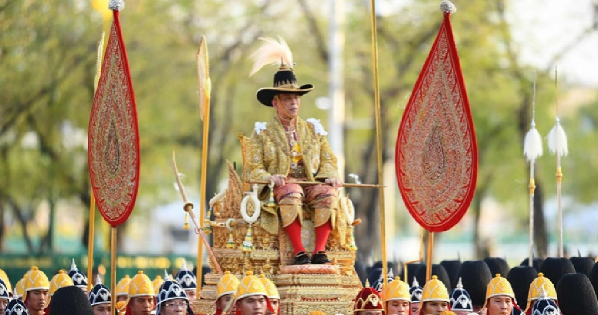 ผู้นำจีนและสถานทูตจีนถวายพระพรพระบาทสมเด็จพระเจ้าอยู่หัว 