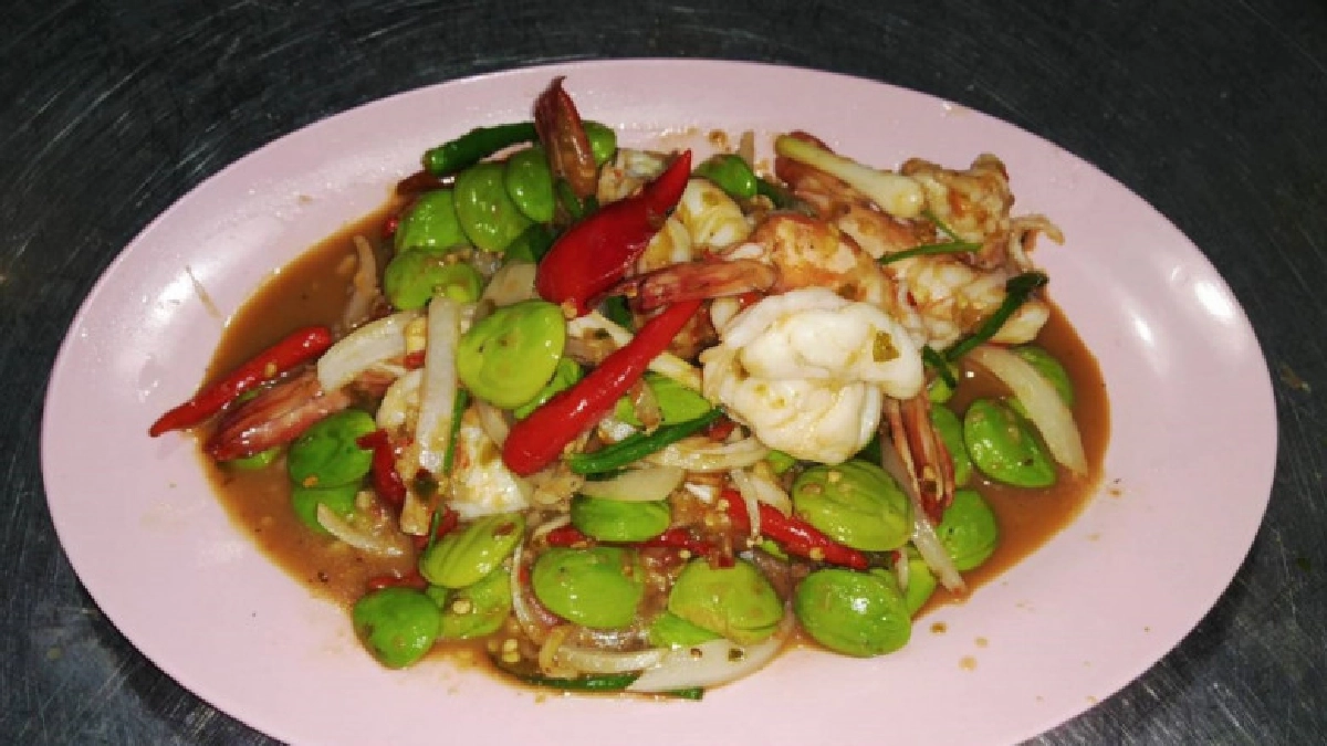 อีสานบ้านสวน ส้มตำมังคุดคัด อาหารเมืองใต้