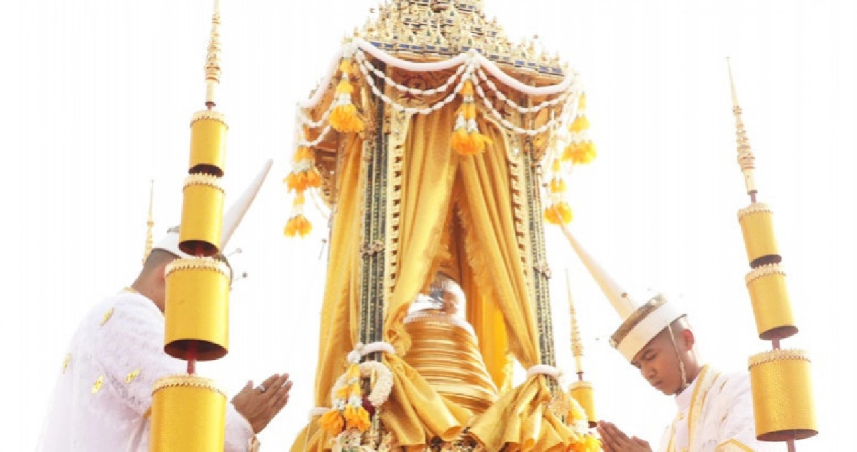 "อัญเชิญพระบรมสารีริกธาตุ"ให้สักการะ ณ ลานคนเมือง(ภาพชุด) "อัญเชิญพระบรมสารีริกธาตุ"ให้สักการะ ณ ลานคนเมือง(ภาพชุด)