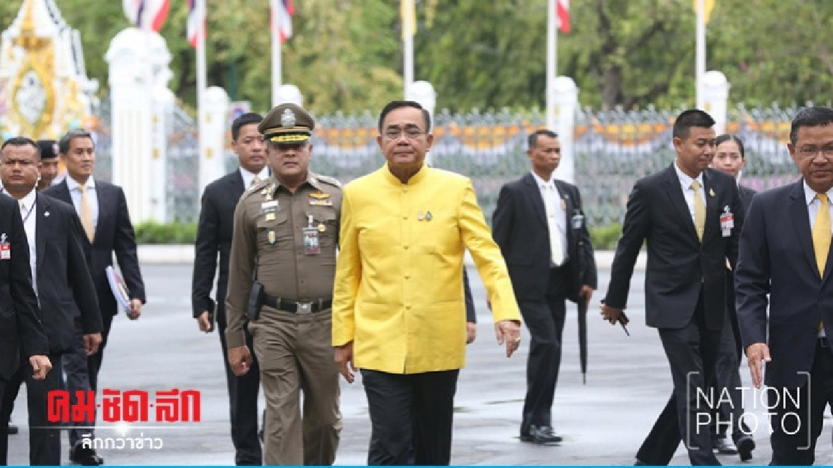 นายกฯลงพื้นที่คลองเตย ตรวจเยี่ยมคุณภาพชีวิต