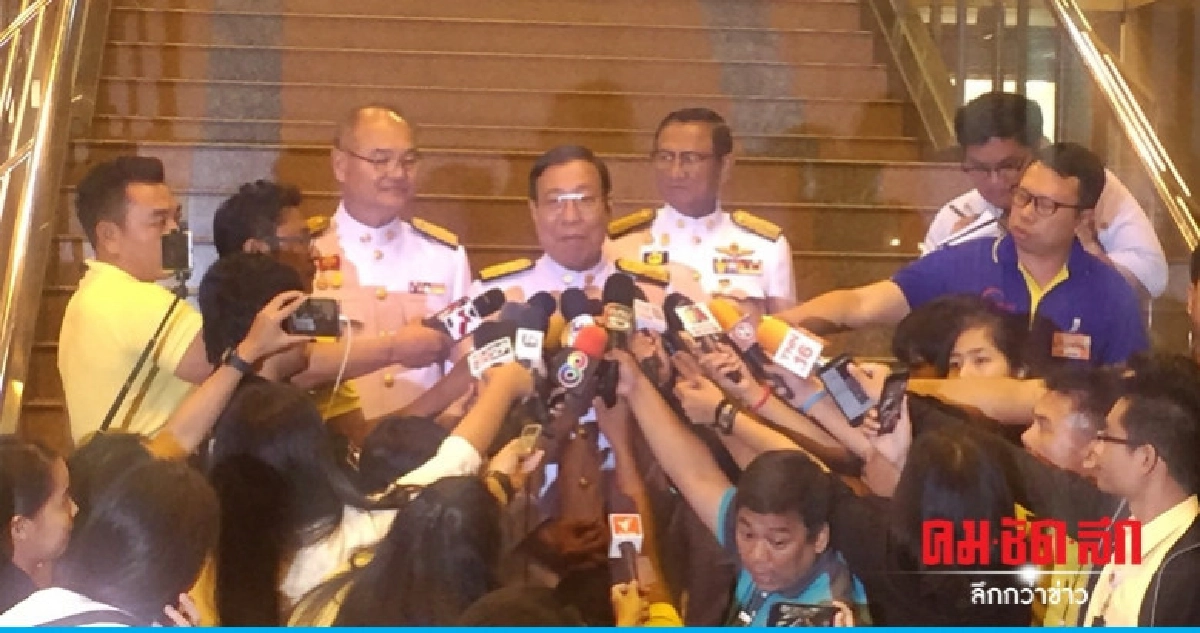 "พรเพชร" ยันไม่มีล็อคโหวตตำแหน่ง ปธ.วุฒิฯ "พรเพชร" ยันไม่มีล็อคโหวตตำแหน่ง ปธ.วุฒิฯ