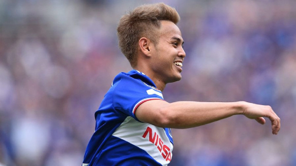 "ธีราทร"เรียกจุดโทษพามารินอสถล่มจูบิโล 4-0 (คลิป)