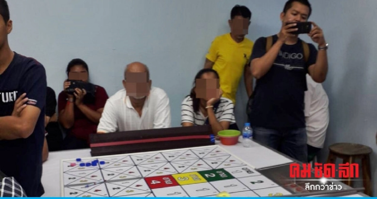 บุกจับบ่อนบ้านเช่า รวบ 76 นักพนัน บุกจับบ่อนบ้านเช่า รวบ 76 นักพนัน