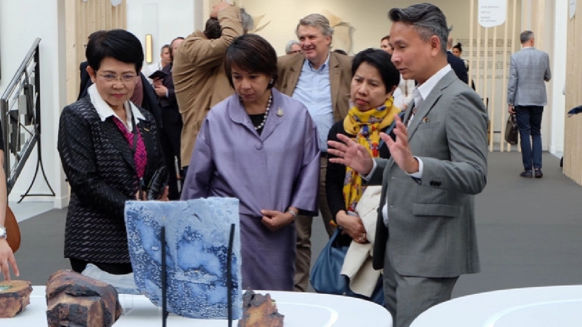 นำงานหัตถศิลป์ไทยสู่สายตาชาวโลก นำงานหัตถศิลป์ไทยสู่สายตาชาวโลก