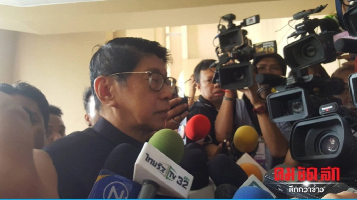 "วิษณุ" ยัน นายกฯ-สว. ไม่เป็นโมฆะ "วิษณุ" ยัน นายกฯ-สว. ไม่เป็นโมฆะ