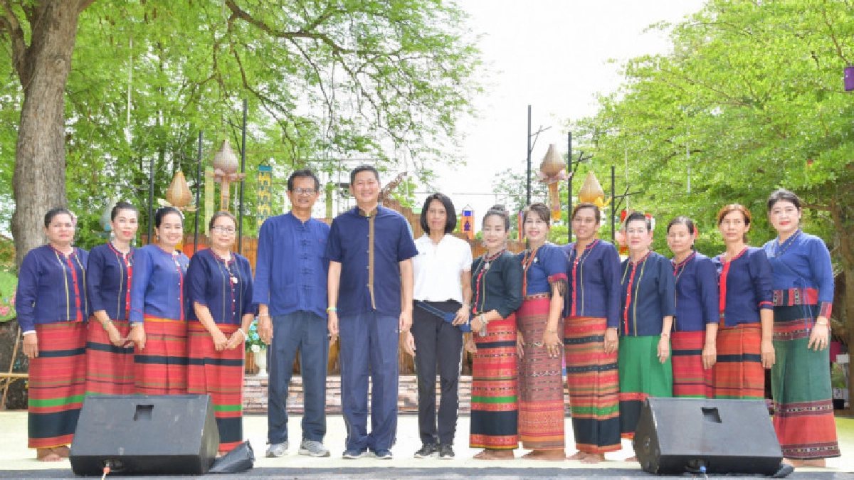 ผช.รมต.ท่องเที่ยวเยี่ยมชมการพัฒนา"กาดวิถีชุมชนคูบัว"