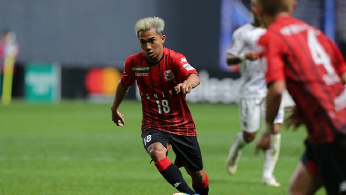 ย้อนชมลูกแอสซิสต์ที่ 3 ของ 'ชนาธิป' ในเจลีกซีซั่นนี้ (คลิป) ย้อนชมลูกแอสซิสต์ที่ 3 ของ 'ชนาธิป' ในเจลีกซีซั่นนี้ (คลิป)