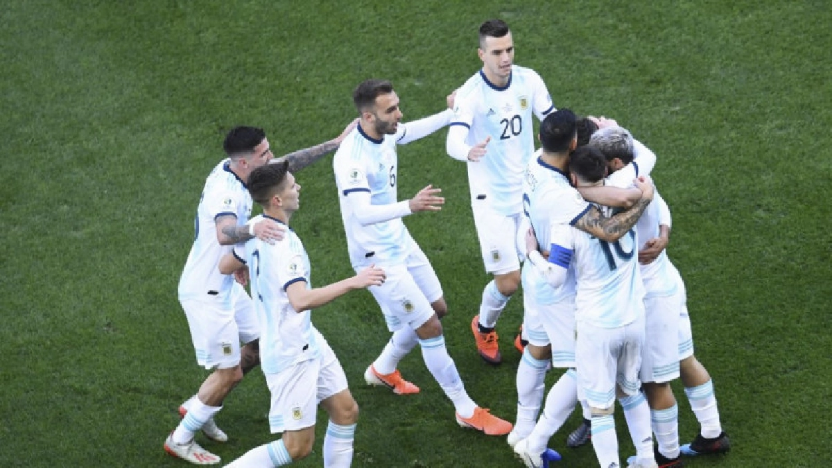 ฝั่งละแดง! 'ฟ้าขาว'เฉือน'ชิลี' 2-1 ซิวอันดับ 3 ศึกโคปา