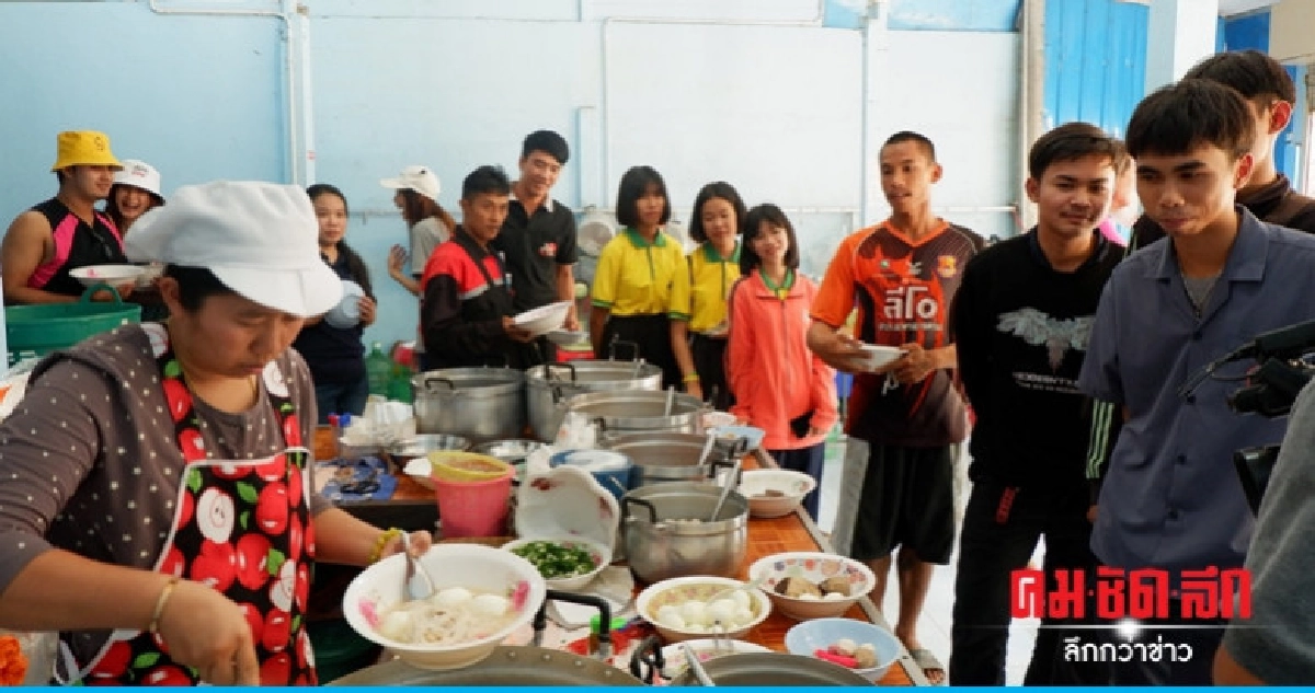 (คลิป) ก๋วยจั๊บญวนสุดแซ่บเริ่มต้นชามละ 3 บาท