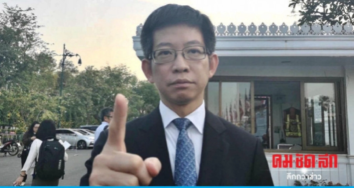 "สมคิด" เตรียมดึง "กอบศักดิ์" นั่ง "รองเลขาฯ นายกฯ" "สมคิด" เตรียมดึง "กอบศักดิ์" นั่ง "รองเลขาฯ นายกฯ"