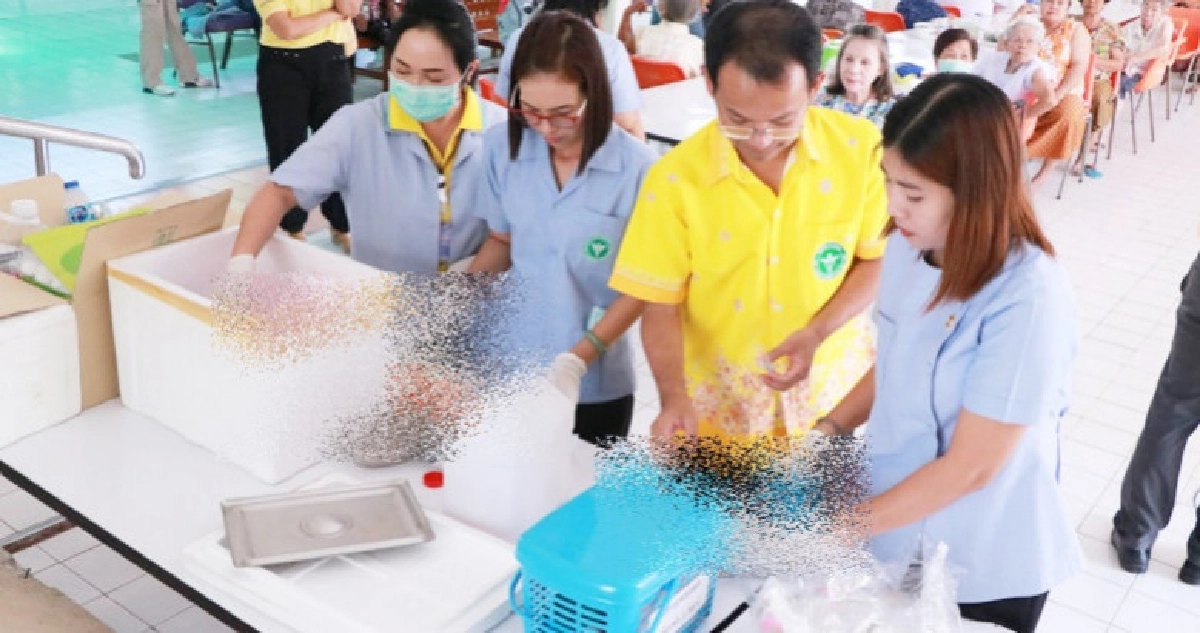 สคร.9 ห่วงใยปชช.จัดบริการฉีดวัคซีนป้องกันไข้หวัดใหญ่ สคร.9 ห่วงใยปชช.จัดบริการฉีดวัคซีนป้องกันไข้หวัดใหญ่