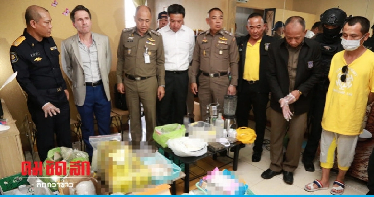 จับกลางกรุงแก๊งค้าเฮโรอีน ซุกรองเท้าตบตาขายข้ามชาติ