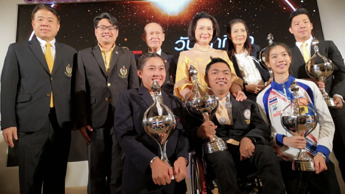 จาย-พาณิภัค-โปรเม คว้าสุดยอดนักกีฬา จาย-พาณิภัค-โปรเม คว้าสุดยอดนักกีฬา