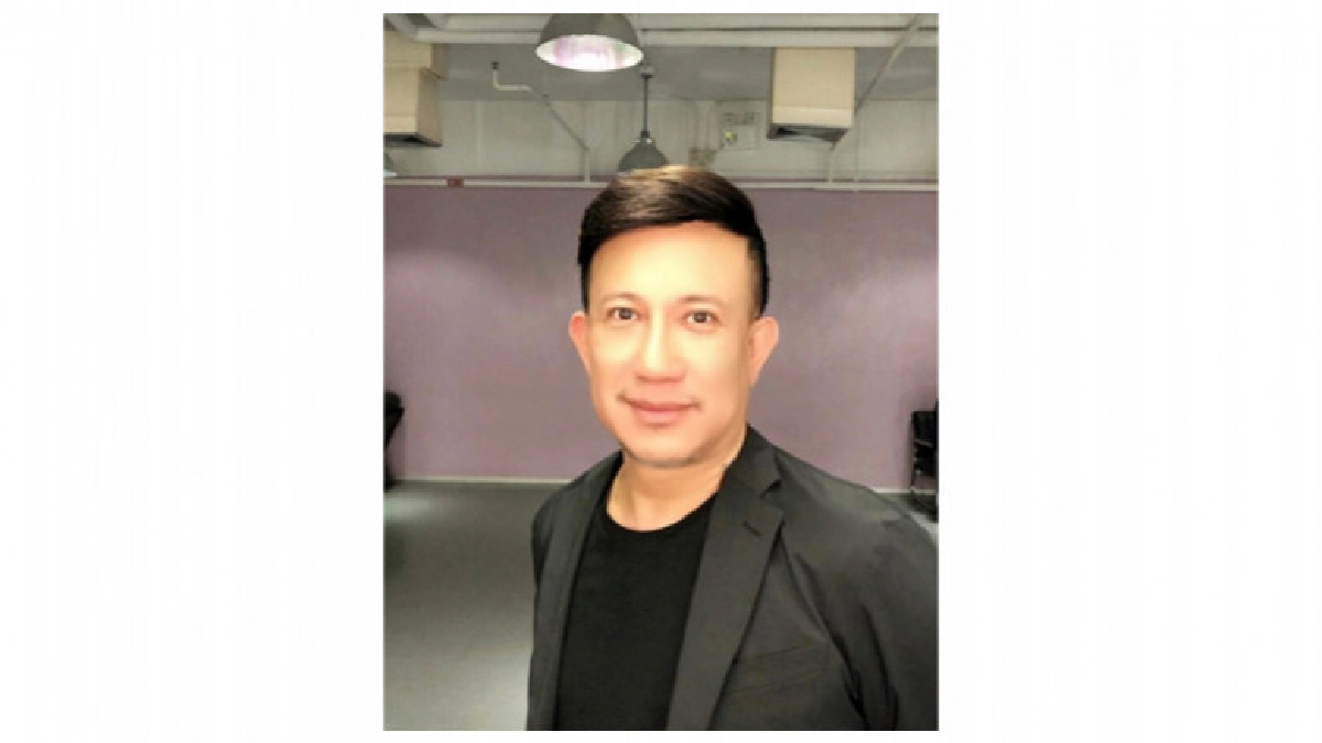"รัชฉลอง" ผลงานผ้าลายอย่างร่วมสมัยของ โจ้ เซอร์เฟส