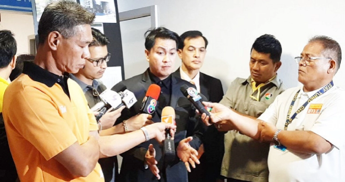 (คลิป)นักธุรกิจอสังหาฯร้องปคบ.เจ้าของคอนโดโกงสูญกว่า 30 ล้าน (คลิป)นักธุรกิจอสังหาฯร้องปคบ.เจ้าของคอนโดโกงสูญกว่า 30 ล้าน