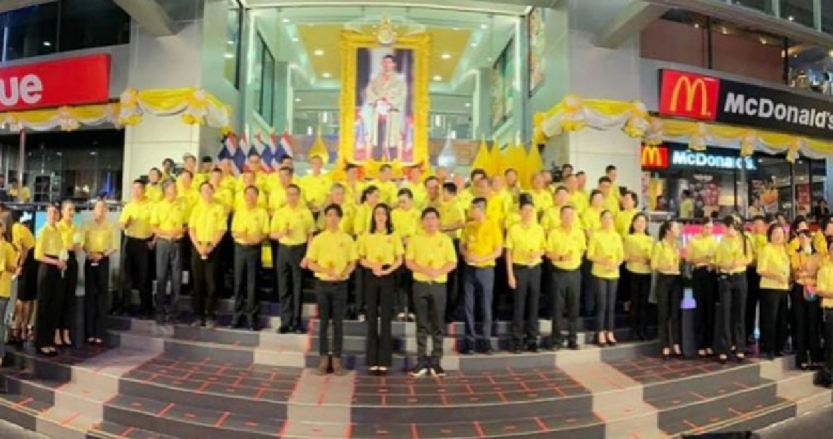ผู้บริหารเครือเจริญโภคภัณฑ์ ร่วมลงนามถวายพระพรชัยมงคล ร.10