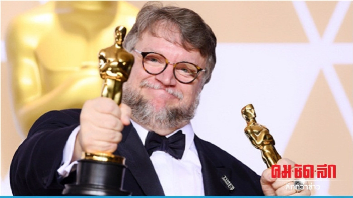 'กีเยร์โม เดล โตโร' ดาวดวงที่ 2,669 Hollywood Walk of Fame