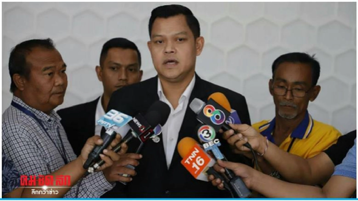 ธนกร ซัด เสรีพิศุทธ์ สิ้นคิดใส่ร้ายรบ.อยู่เบื้องหลังมือบึ้ม ธนกร ซัด เสรีพิศุทธ์ สิ้นคิดใส่ร้ายรบ.อยู่เบื้องหลังมือบึ้ม