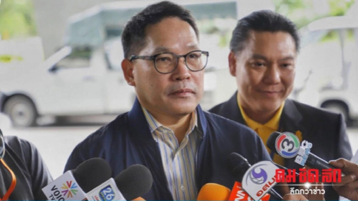 พปชร.นัดถกเคลียร์ปัญหาพรรคเล็ก พปชร.นัดถกเคลียร์ปัญหาพรรคเล็ก
