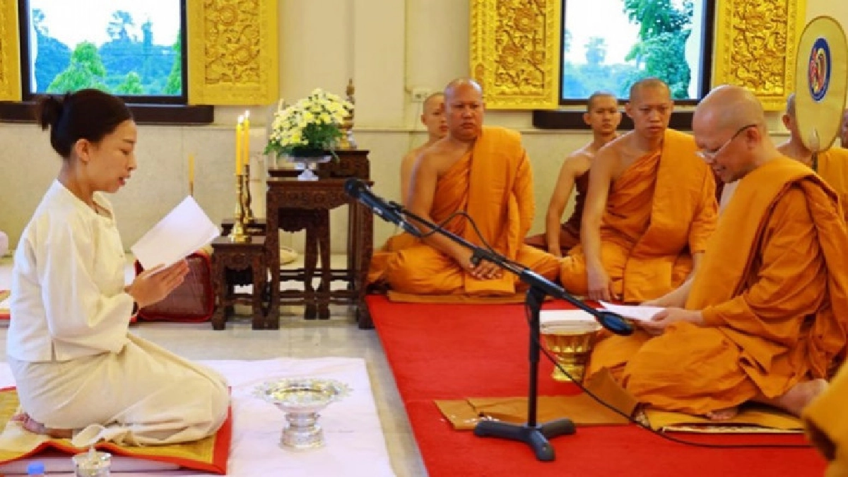 กรมหลวงราชสาริณีฯทรงปฎิบัติธรรม ณ วัดป่าพุทธพจน์หริภุญไชย กรมหลวงราชสาริณีฯทรงปฎิบัติธรรม ณ วัดป่าพุทธพจน์หริภุญไชย