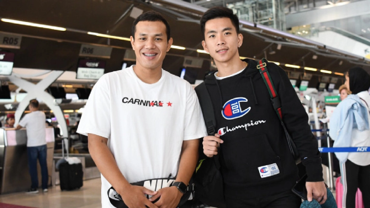 2 แข้งโต๊ะเล็กไทยลุยลีกกระทิง 2 แข้งโต๊ะเล็กไทยลุยลีกกระทิง