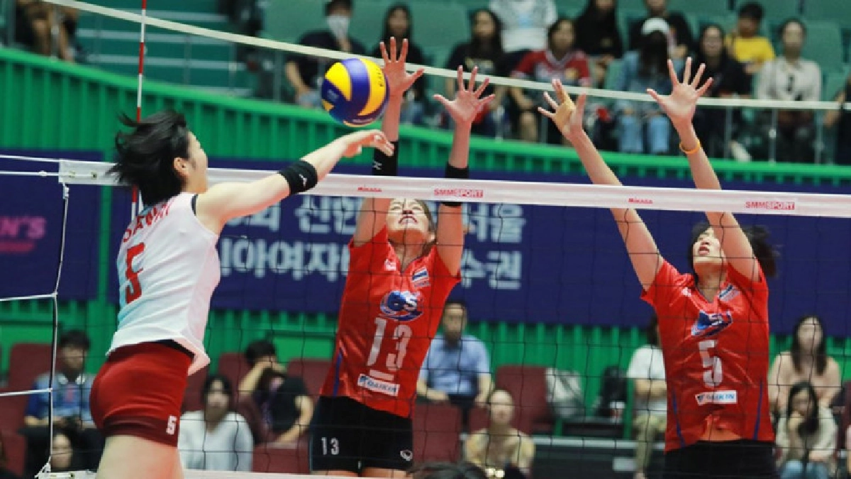 ชวดแชมป์แต่น่าชื่นชม ! ตบลูกยางสาวไทยพ่ายญี่ปุ่น 1-3 เซต ชวดแชมป์แต่น่าชื่นชม ! ตบลูกยางสาวไทยพ่ายญี่ปุ่น 1-3 เซต