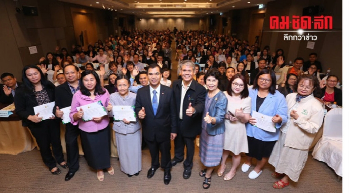 สพฐ.เร่งช่วย นร.ยากจนพิเศษกว่า 3 หมื่นคน สพฐ.เร่งช่วย นร.ยากจนพิเศษกว่า 3 หมื่นคน