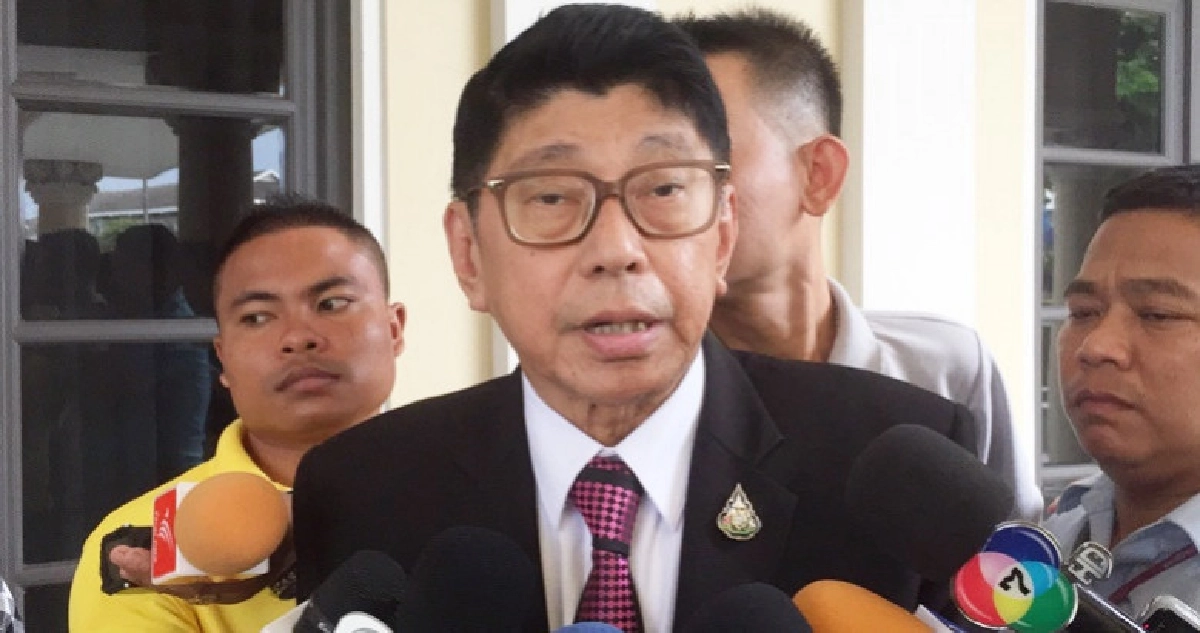 "วิษณุ"เตือนขรก.การเมืองสิ่งที่รุ่นพี่แนะวันนี้อาจทำไม่ได้ "วิษณุ"เตือนขรก.การเมืองสิ่งที่รุ่นพี่แนะวันนี้อาจทำไม่ได้