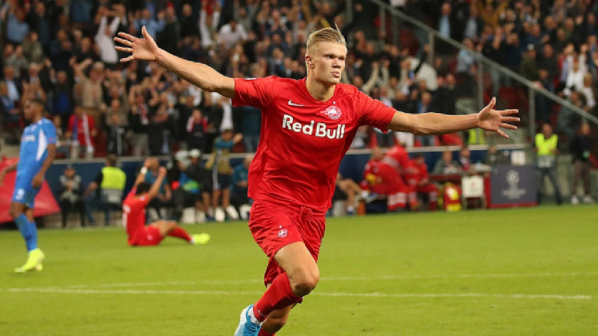 ดาวรุ่งซัลซ์บวร์กแฮตทริกสถิติยูซีแอล