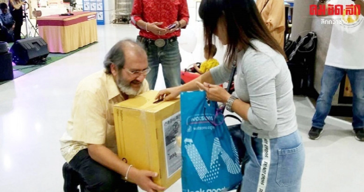 เปิดหมวกช่วยน้ำท่วมอุบล"จิมมี่"ควัก 1 แสนบริจาค