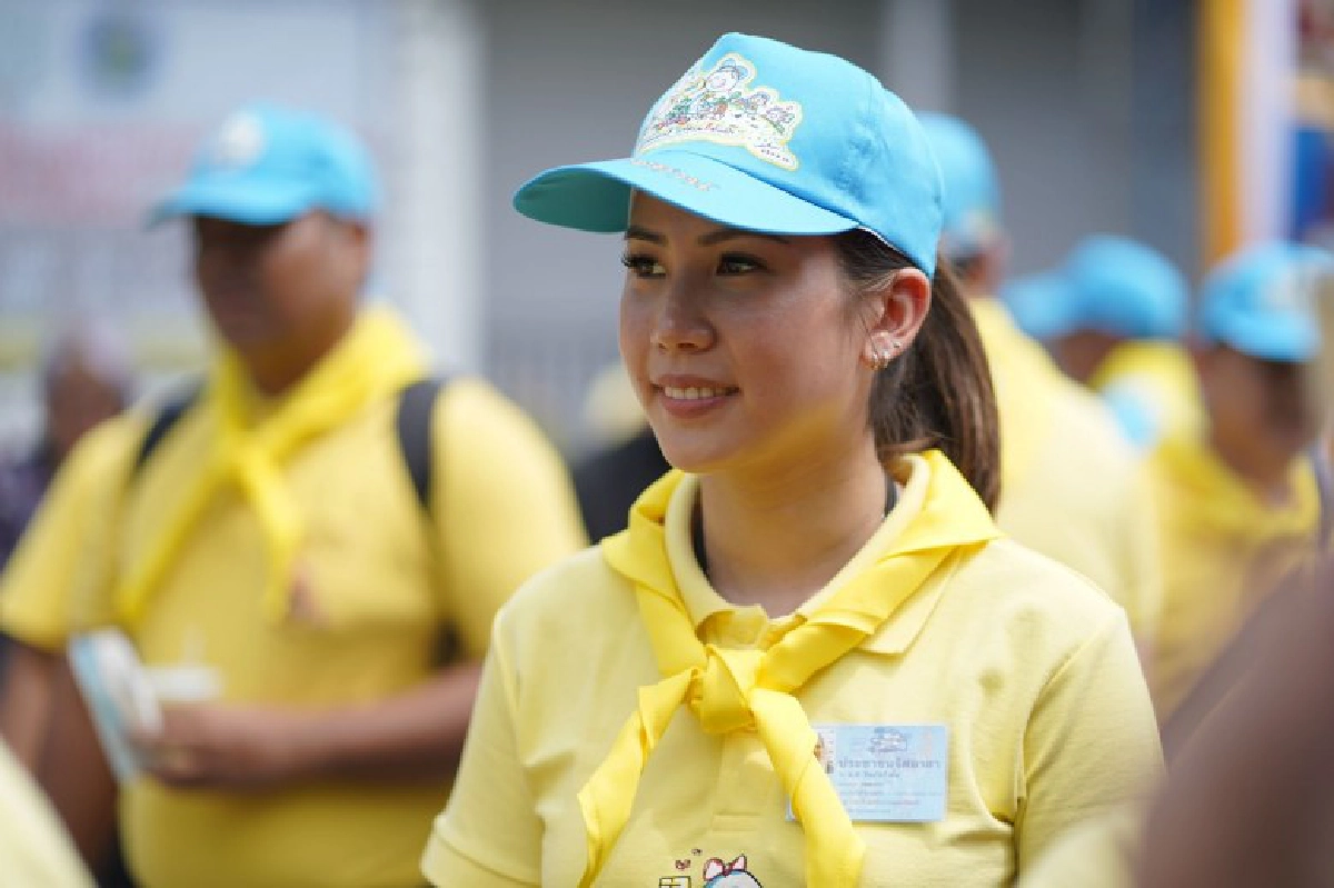  รมว.เกษตรควง "ตั๊น จิตภัสร์" พร้อมส.ส อีสาน ร่วมจิตอาสาฯ  