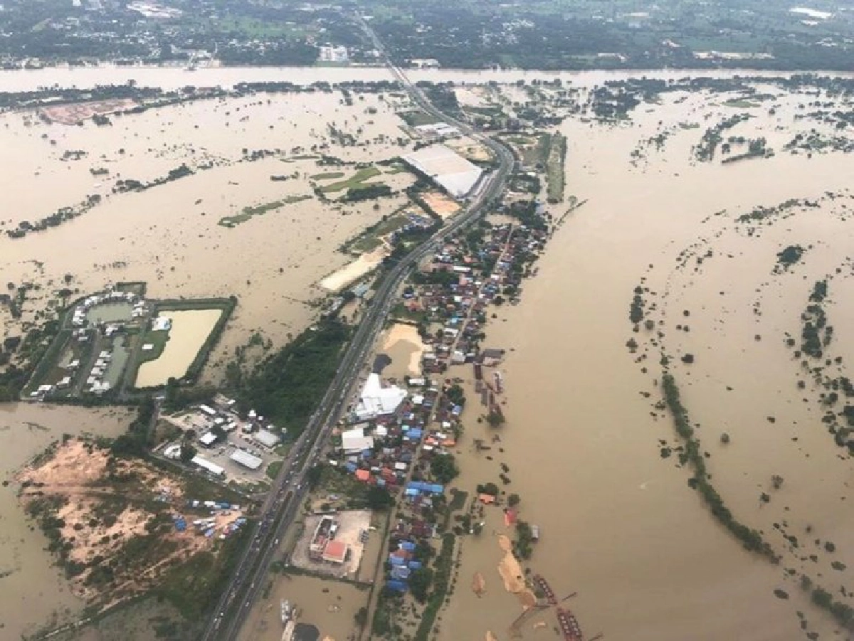 ปล่อยกู้ปลอดดอกเบี้ยยืดชำระหนี้ช่วยน้ำท่วม  