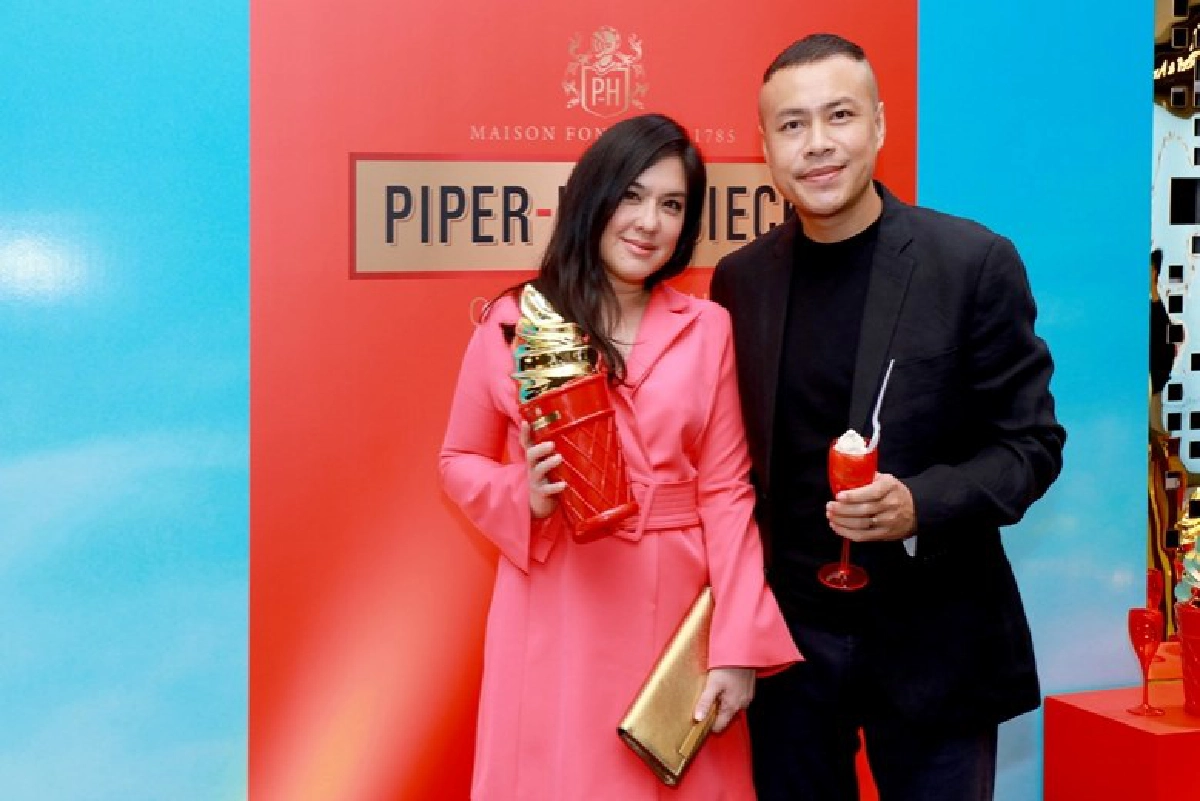 ว้าว...เลอค่าไอศกรีมทองคำ