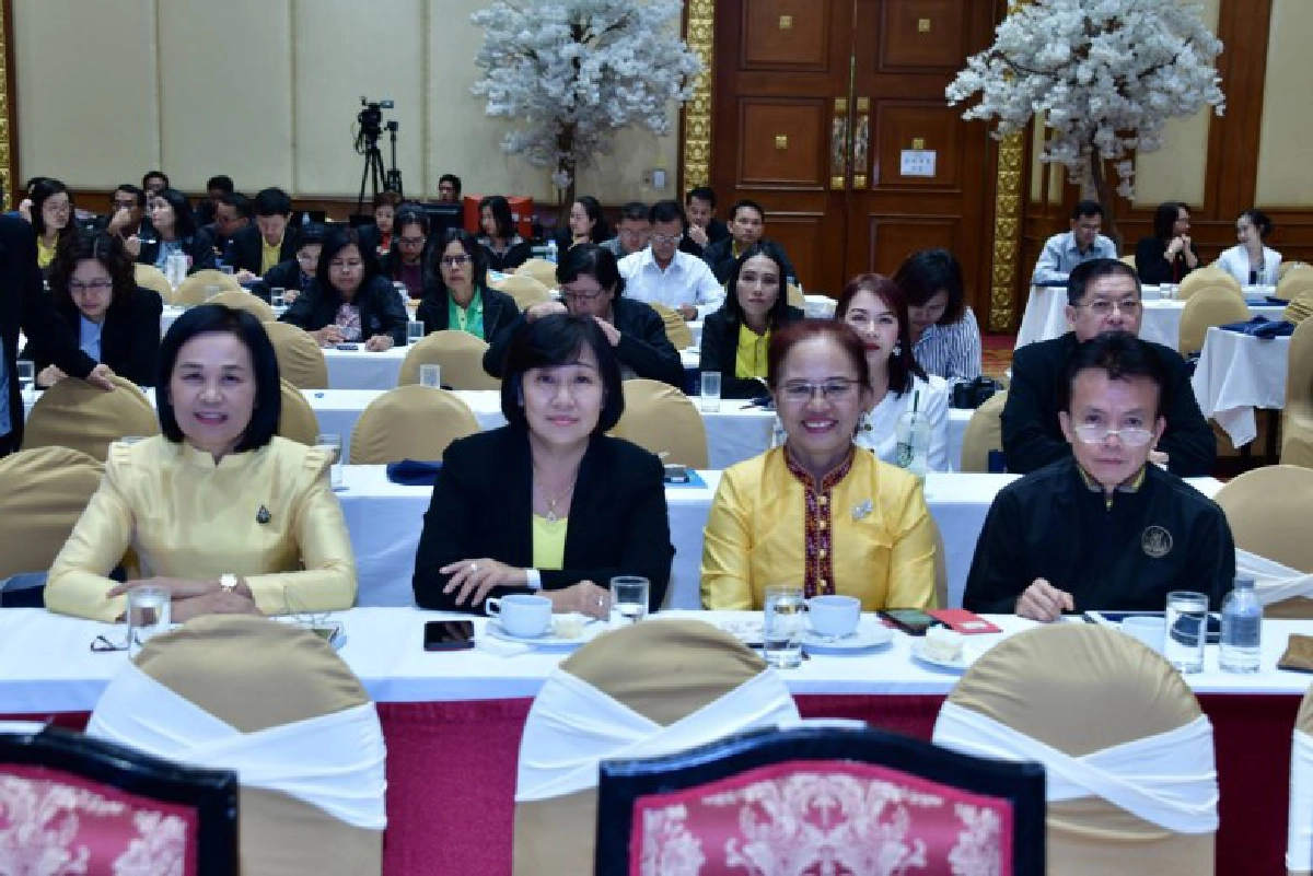 รมช.มนัญญาชูกลไกสหกรณ์ช่วยดูแลเกษตรกรทั่วประเทศ