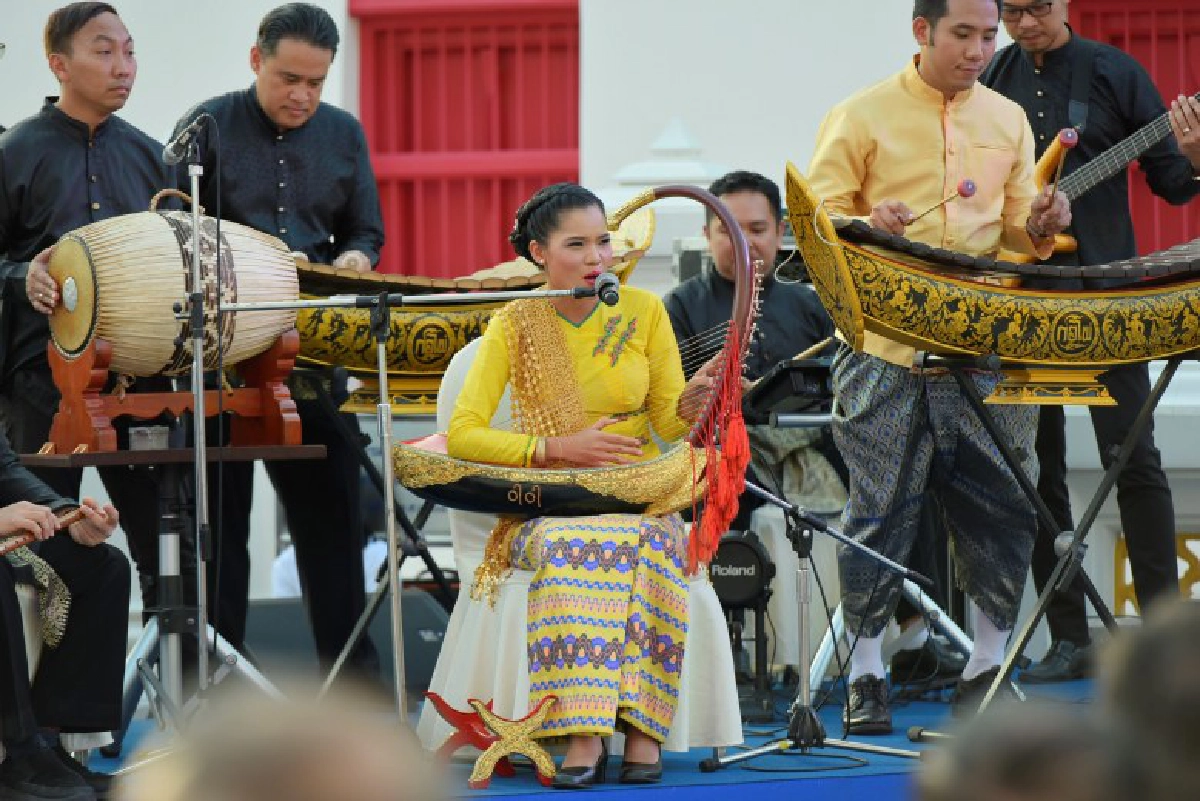 เสียงสุขแห่งสายน้ำ