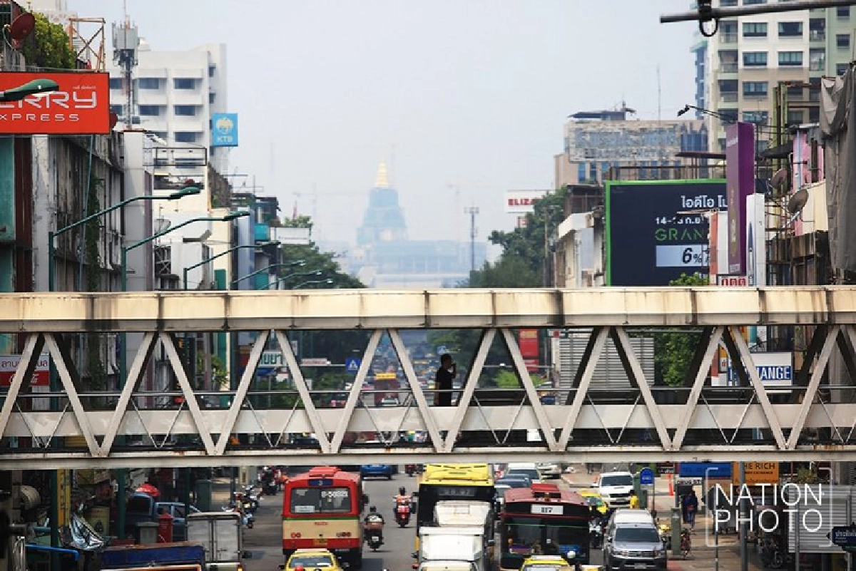 อากาศเมืองกรุงฯ วิกฤต PM2.5 พุ่ง 33 สถานี