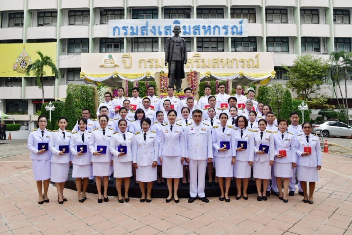 รมช.มนัญญาเร่ง ดันนโยบาย สร้างเกษตรกรรุ่นใหม่ 