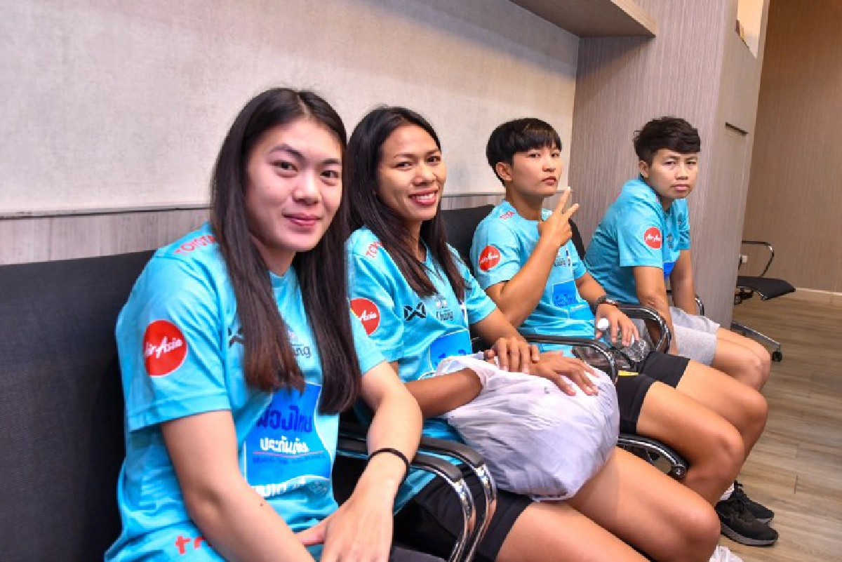  ชบาแก้ว ลุยหญ้าเทียมสู้ศึกซีเกมส์ 