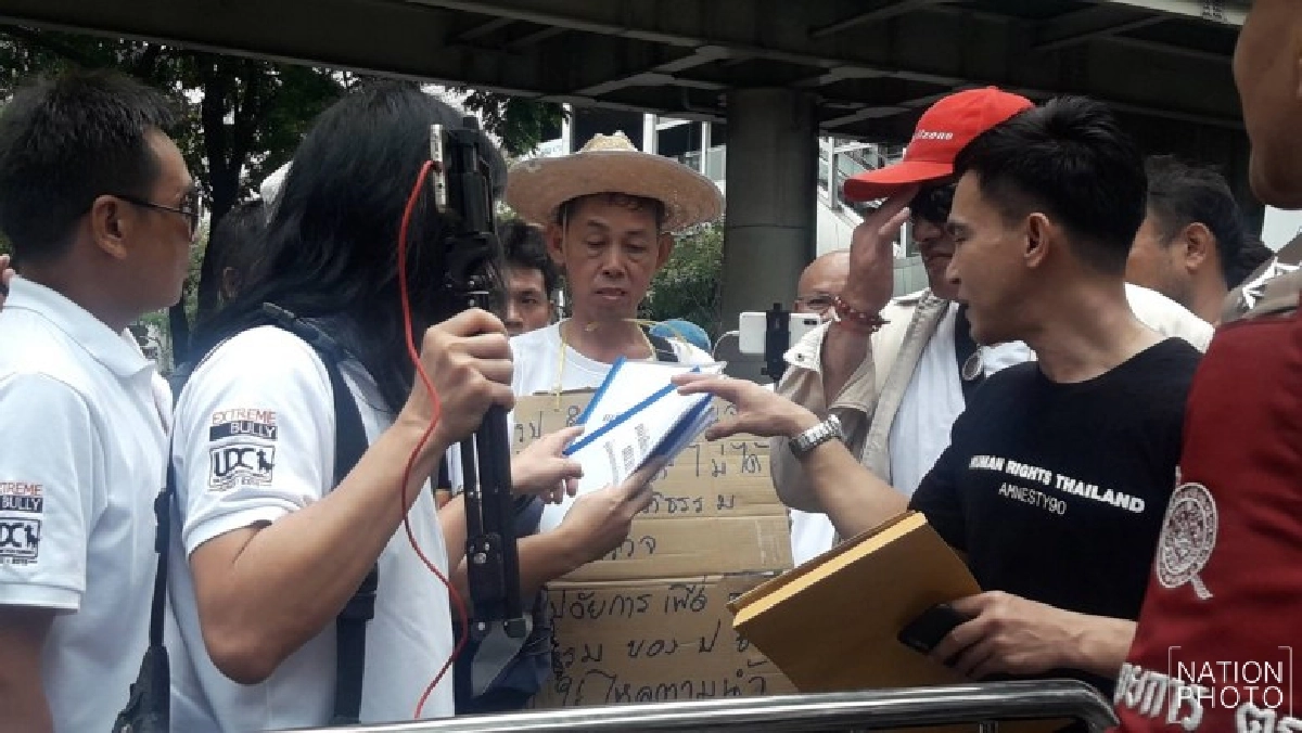 มาร์ค พิทบูล ขู่ปลด บิ๊กแป๊ะ ตะเพิด บิ๊กตู่