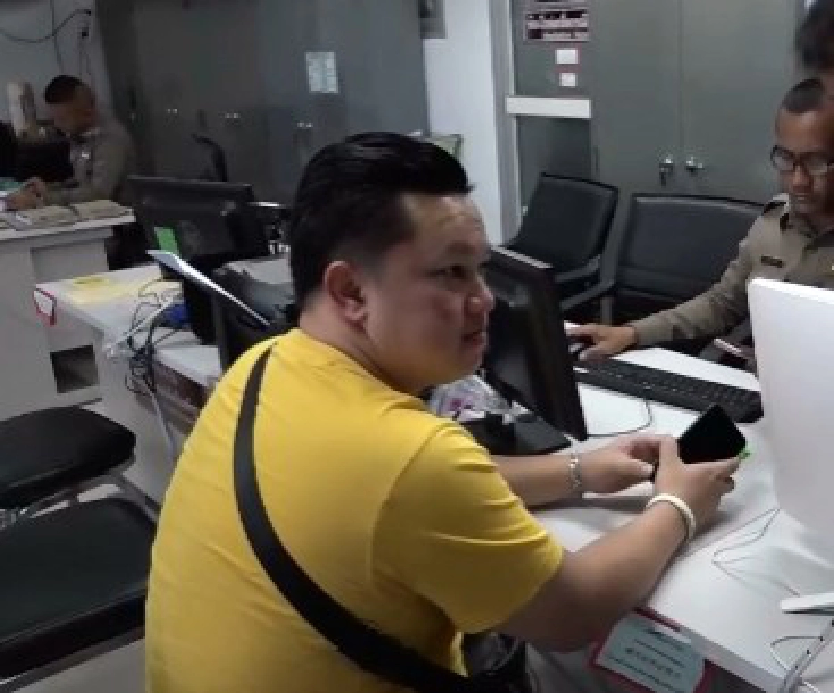 หนุ่มถูกรางวัลที่ 1 คว้า 12 ล้าน เชื่อลูกที่เสียชีวิตให้โชค