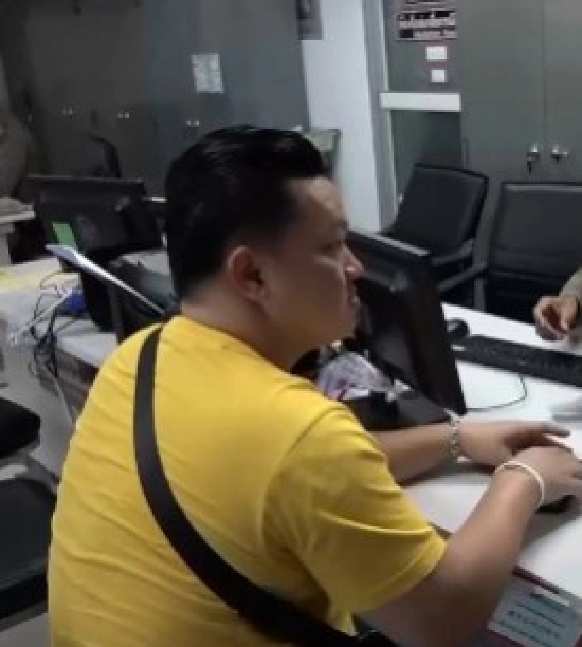 หนุ่มถูกรางวัลที่ 1 คว้า 12 ล้าน เชื่อลูกที่เสียชีวิตให้โชค