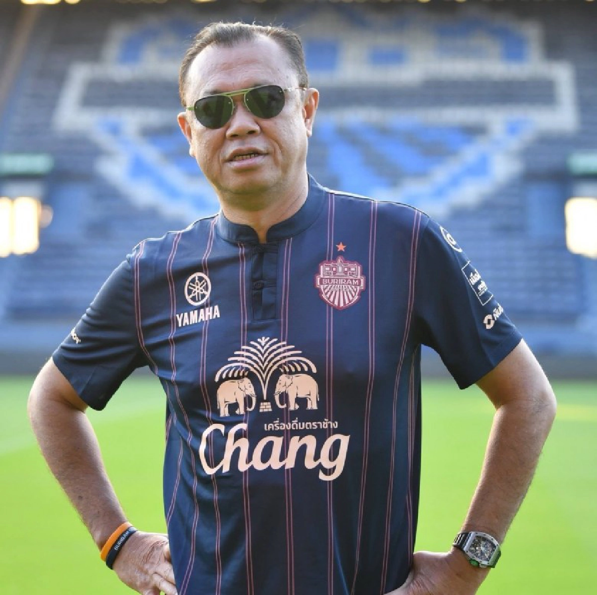 คนกันเอง ปีทอง 'เสี่ยต่อ' ปีทุกข์(ใจ) 'เนวิน'