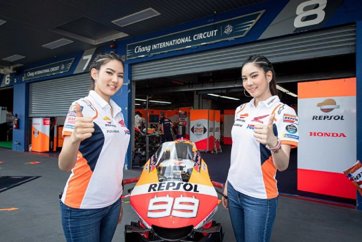 สาวสวยจาก PIT Lane Walk โมโตจีพี 2019 (ภาพชุด)