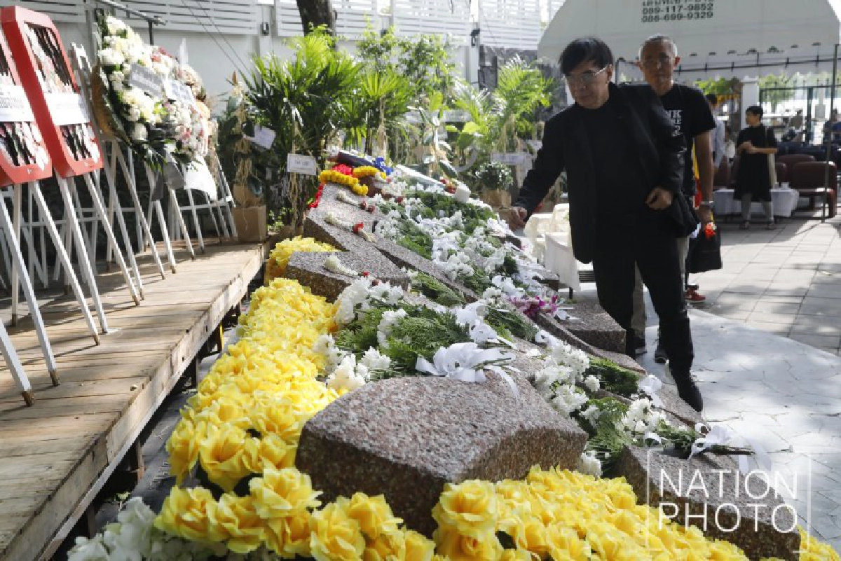 รำลึกครบรอบ 43 ปี 6 ตุลาฯ (ภาพชุด) 