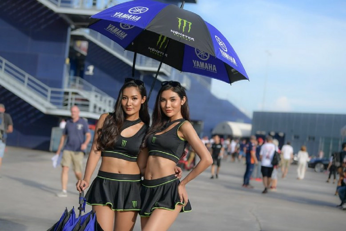 สาวสวยจาก PIT Lane Walk โมโตจีพี 2019 (ภาพชุด)